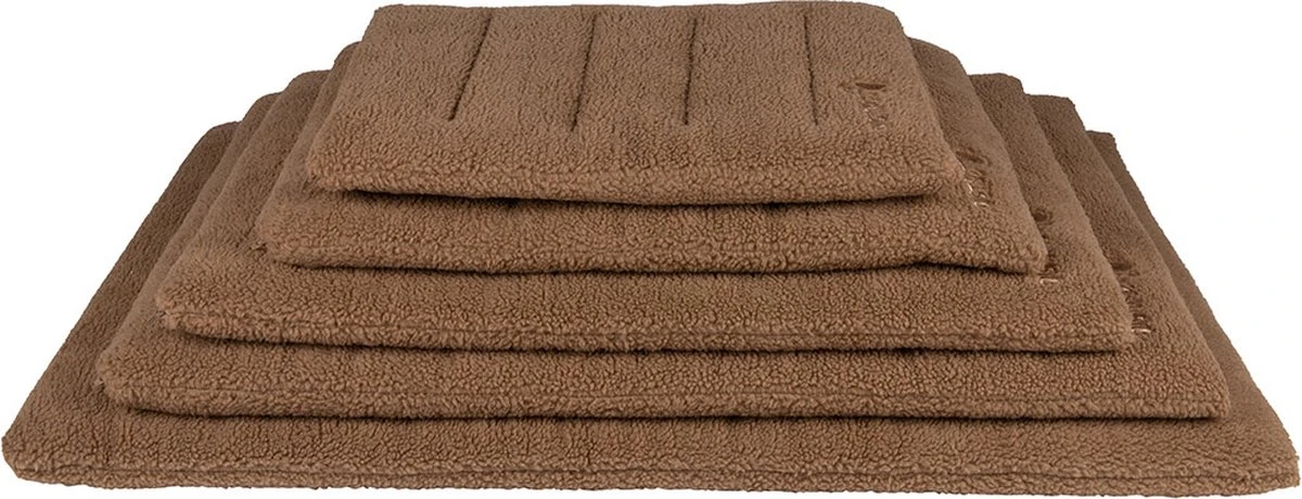 District 70 SHERPA – Comfortabele En Stijlvolle Benchmat – Maat: M – 77 X 54 X 8 Cm, Kleur: Mokka 1 District 70 SHERPA – Comfortabele En Stijlvolle Benchmat – Maat: M – 77 X 54 X 8 Cm, Kleur: Mokka