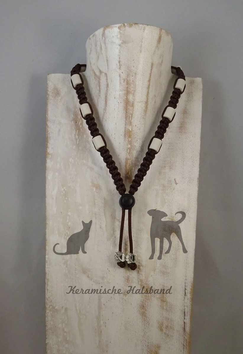 Keramische Halsband (dé Natuurlijke Teken Bestrijding) Walnut Maat L 1 Keramische Halsband (dé Natuurlijke Teken Bestrijding) Walnut Maat L