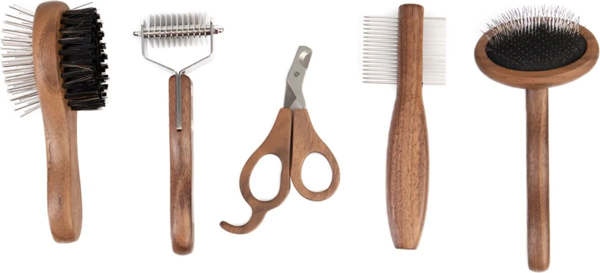 WUFY HARRY 5-in-1 Verzorgingsset Voor Huisdieren – Hondenborstel – Dubbelzijdige Borstel – Borstel Met Fijne Draad – Ontklitter – Dubbele Kam – Klauwschaar 1 WUFY HARRY 5-in-1 Verzorgingsset Voor Huisdieren – Hondenborstel – Dubbelzijdige Borstel – Borstel Met Fijne Draad – Ontklitter – Dubbele Kam – Klauwschaar